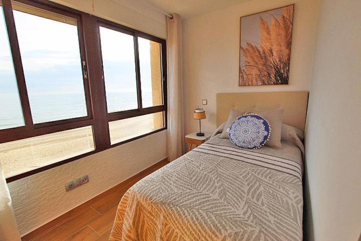 Apartamento Europa Primera Linea De Playa Guardamar Apartment Guardamar del Segura Exterior photo